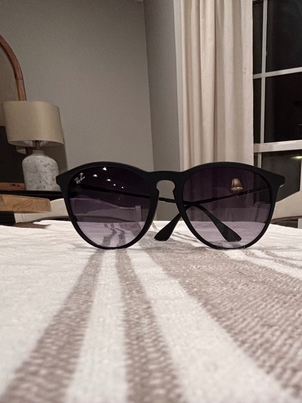 AUTHENTIC NEW RAY-BAN Sunglasses